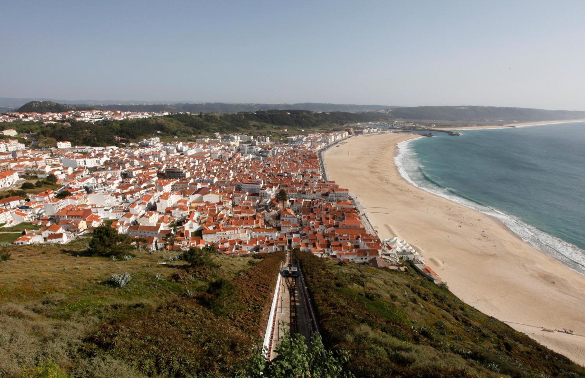 Casa Da Mama Apartment Nazare Bagian luar foto