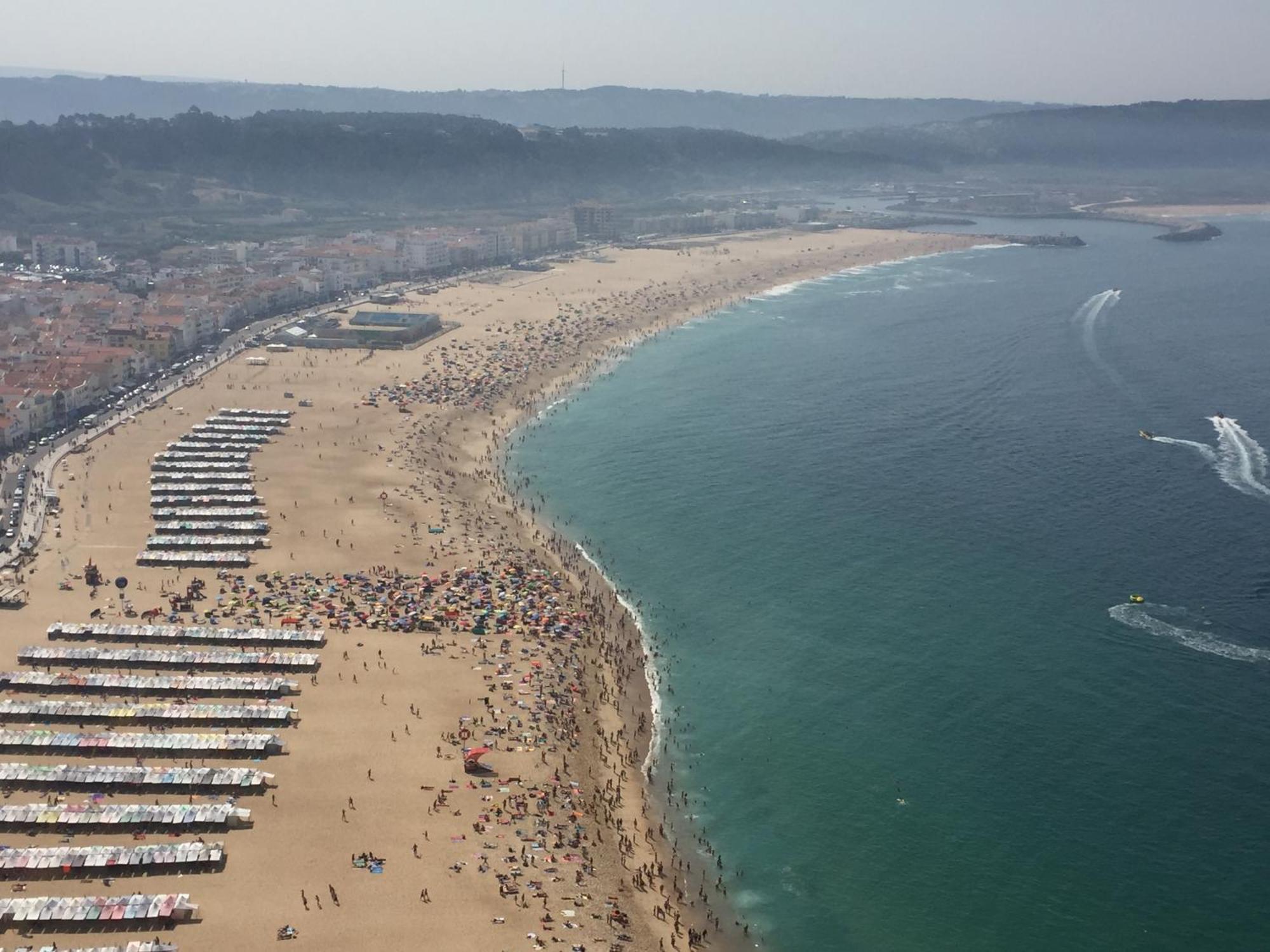 Casa Da Mama Apartment Nazare Bagian luar foto